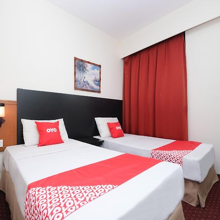 Hotel Sri Sutra - Sungai Buloh Petaling Jaya Exteriér fotografie